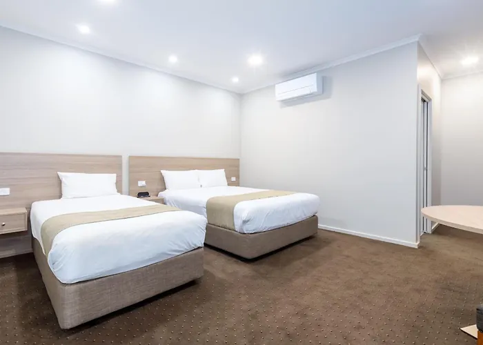 Somerset Hotel