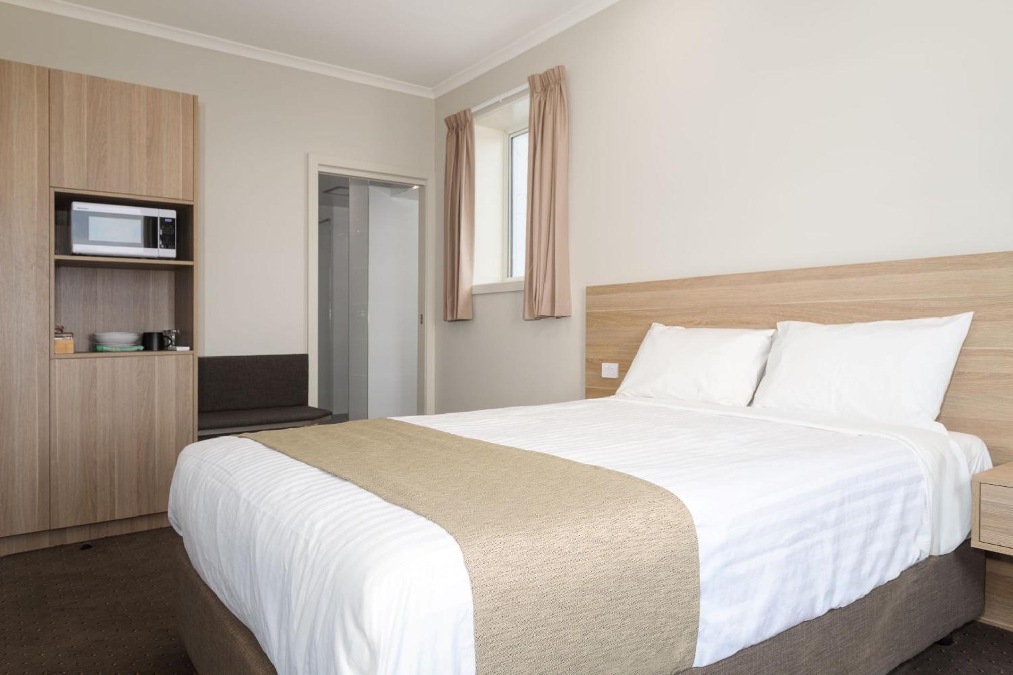 Hotel Somerset Hotel 3*